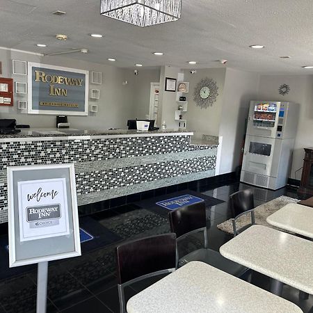 Rodeway Inn Florence - Cincinnati South Екстериор снимка