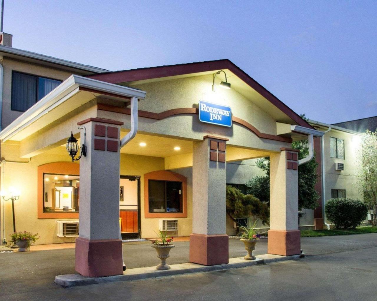 Rodeway Inn Florence - Cincinnati South Екстериор снимка